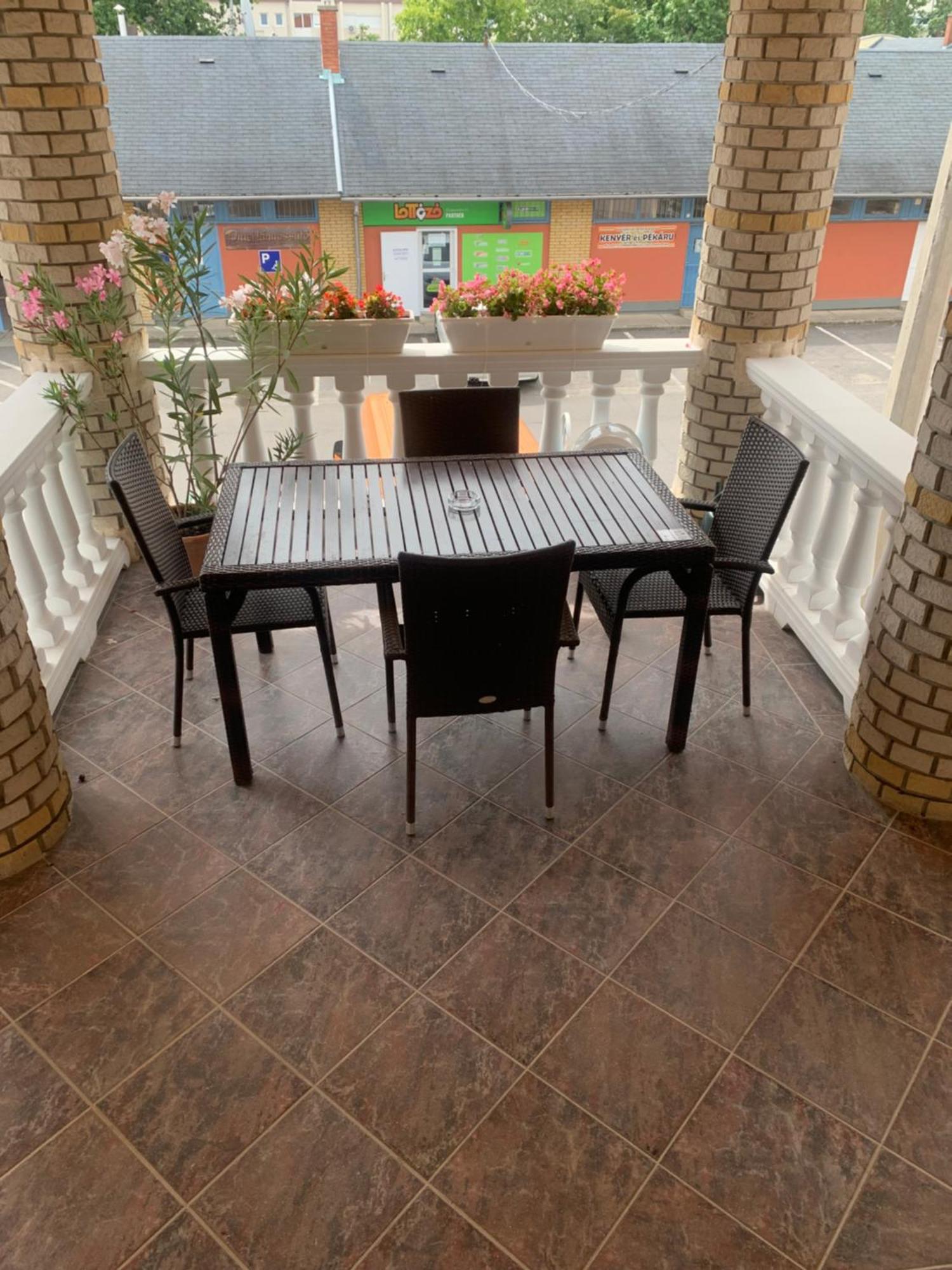 Agora Apartman Hajdúszoboszló Exteriér fotografie